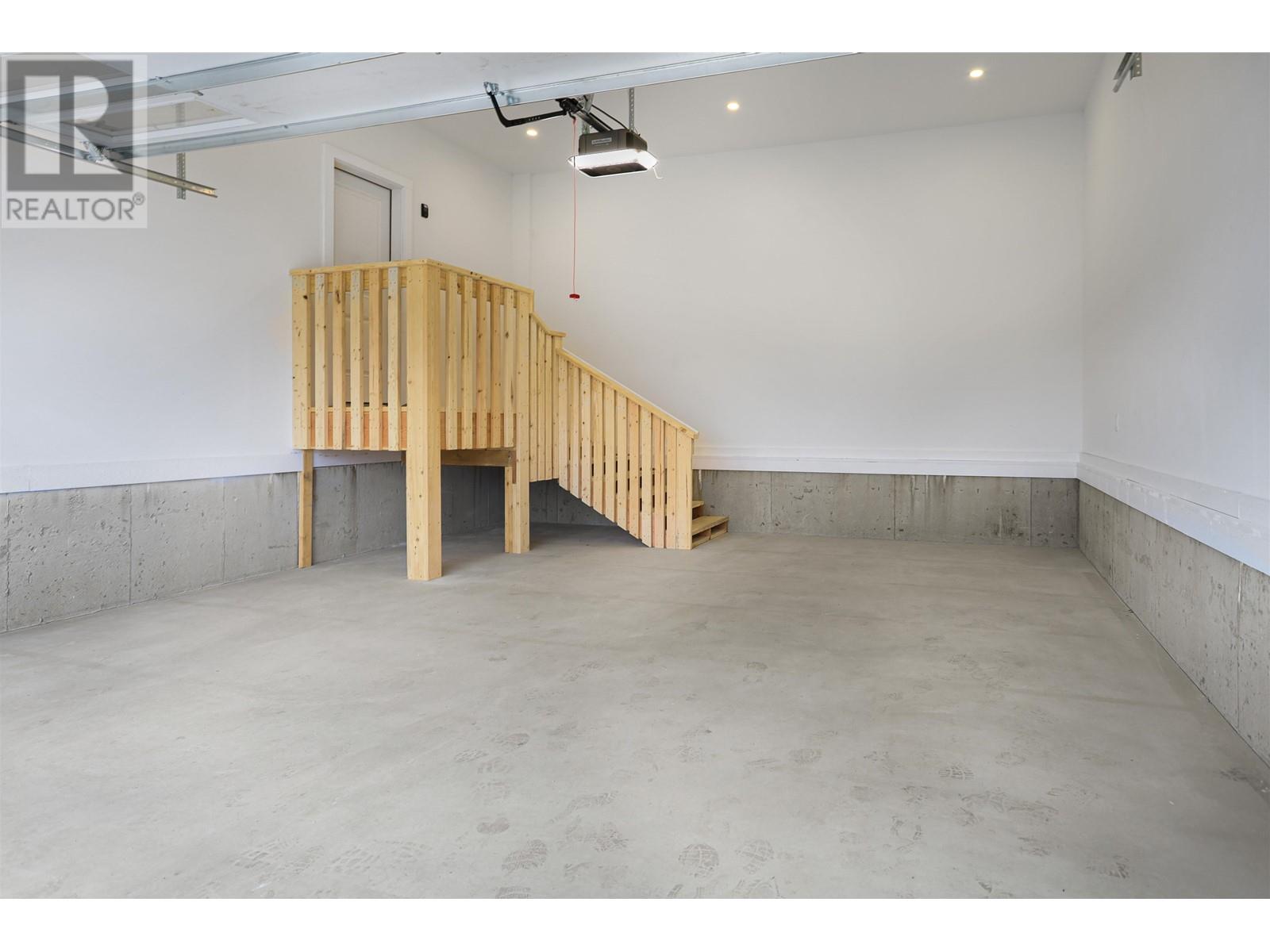 Property at 165 WAKITA STREET image 2