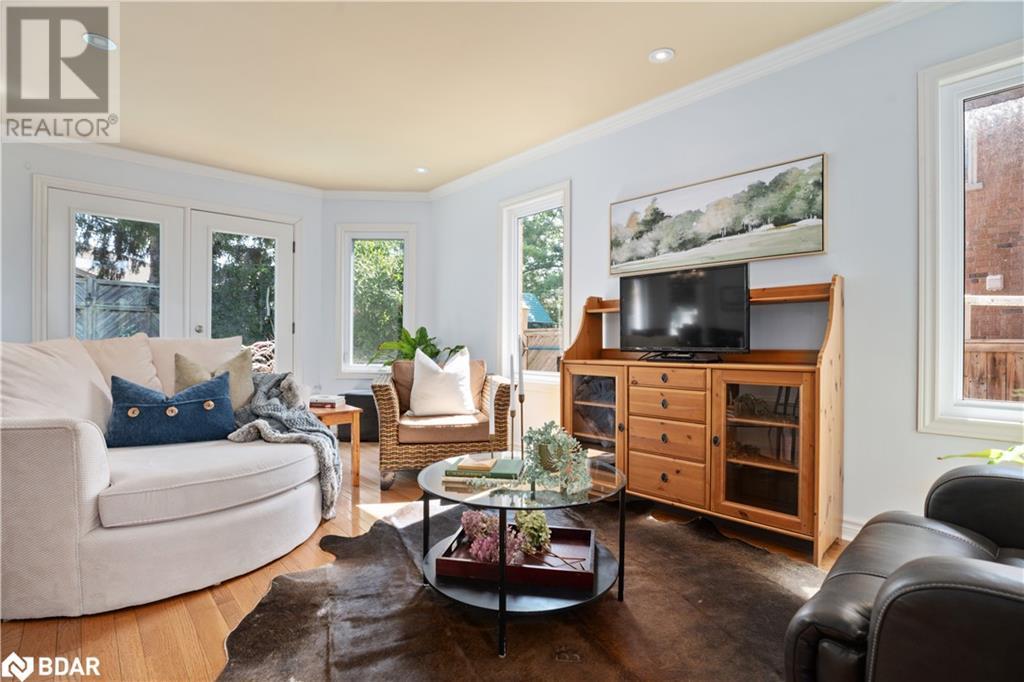 19 Grand Forest Drive, Barrie, Ontario  L4N 7E7 - Photo 7 - 40665167