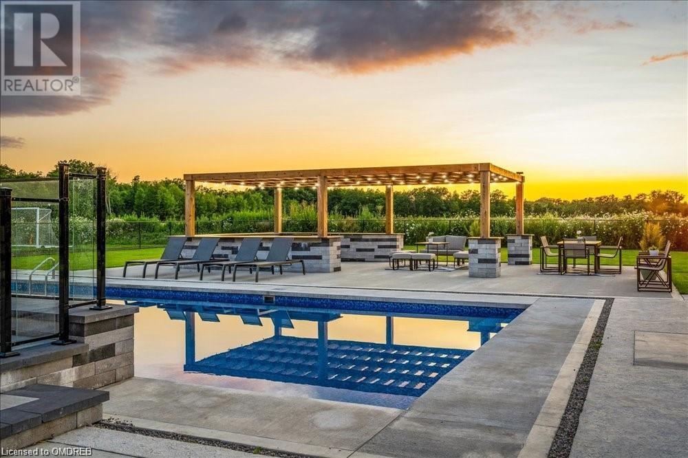 37 Eleventh Road E, Stoney Creek, Ontario  L8J 3N2 - Photo 41 - 40663590