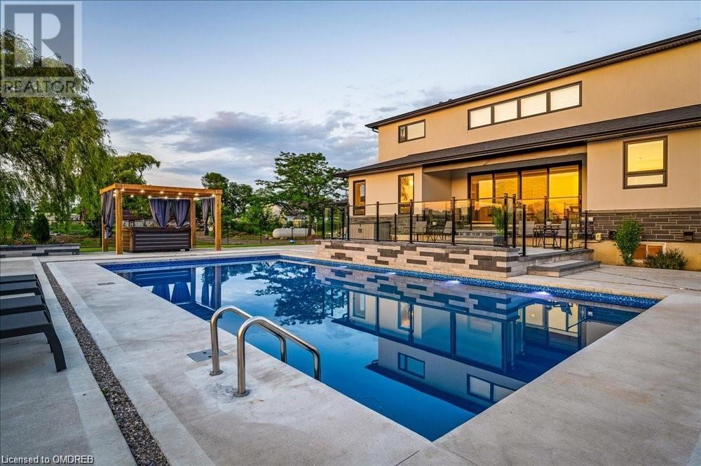 37 Eleventh Road E, Stoney Creek, Ontario  L8J 3N2 - Photo 42 - 40663590