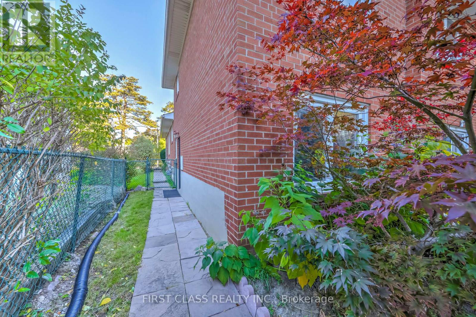 48 Mandel Crescent, Toronto (Bayview Woods-Steeles), Ontario  M2H 1B9 - Photo 38 - C9399456