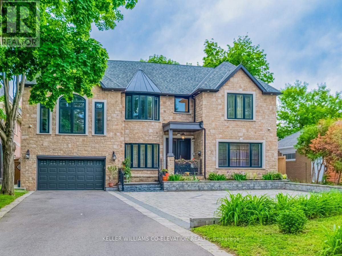 96 Elmcrest Road W, Toronto (Eringate-Centennial-West Deane), Ontario  M9C 3R9 - Photo 2 - W9399463