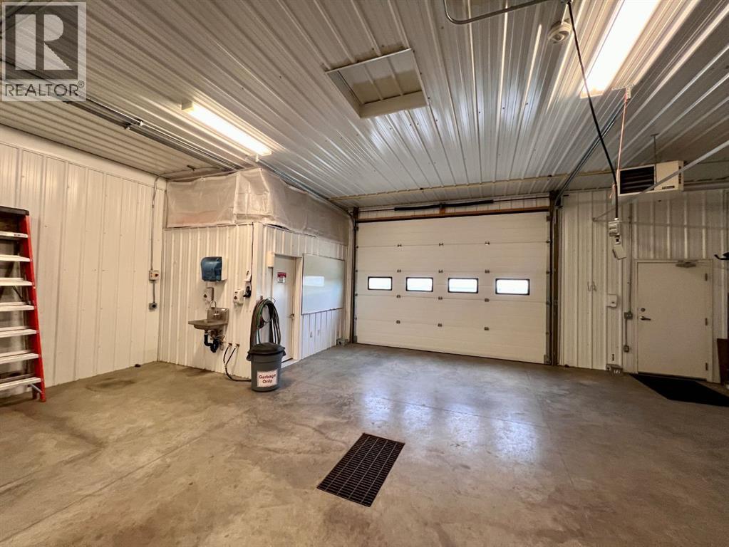 Lorem Ipsum, Rural Mountain View County, Alberta  T0M  - Photo 6 - DEMO27547644