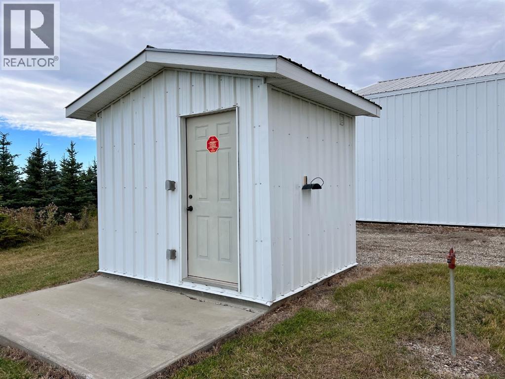 Lorem Ipsum, Rural Mountain View County, Alberta  T0M  - Photo 7 - DEMO27547644