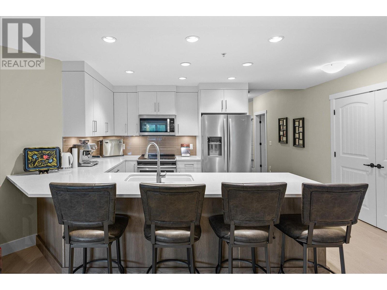 Property at 3865 Truswell Road Unit# 204 image 3