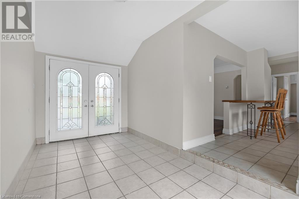 245 Cedardale Avenue, Hamilton, Ontario  L8E 1S1 - Photo 4 - 40665180