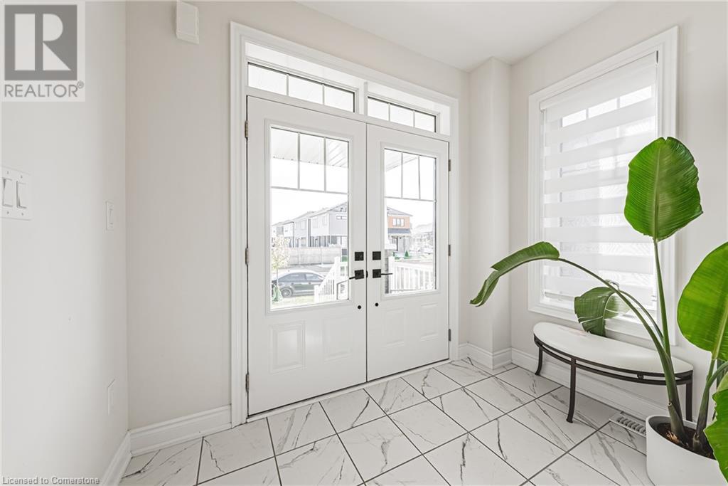 49 Richard William Drive, Caledonia, Ontario  N3W 0E6 - Photo 3 - 40662397