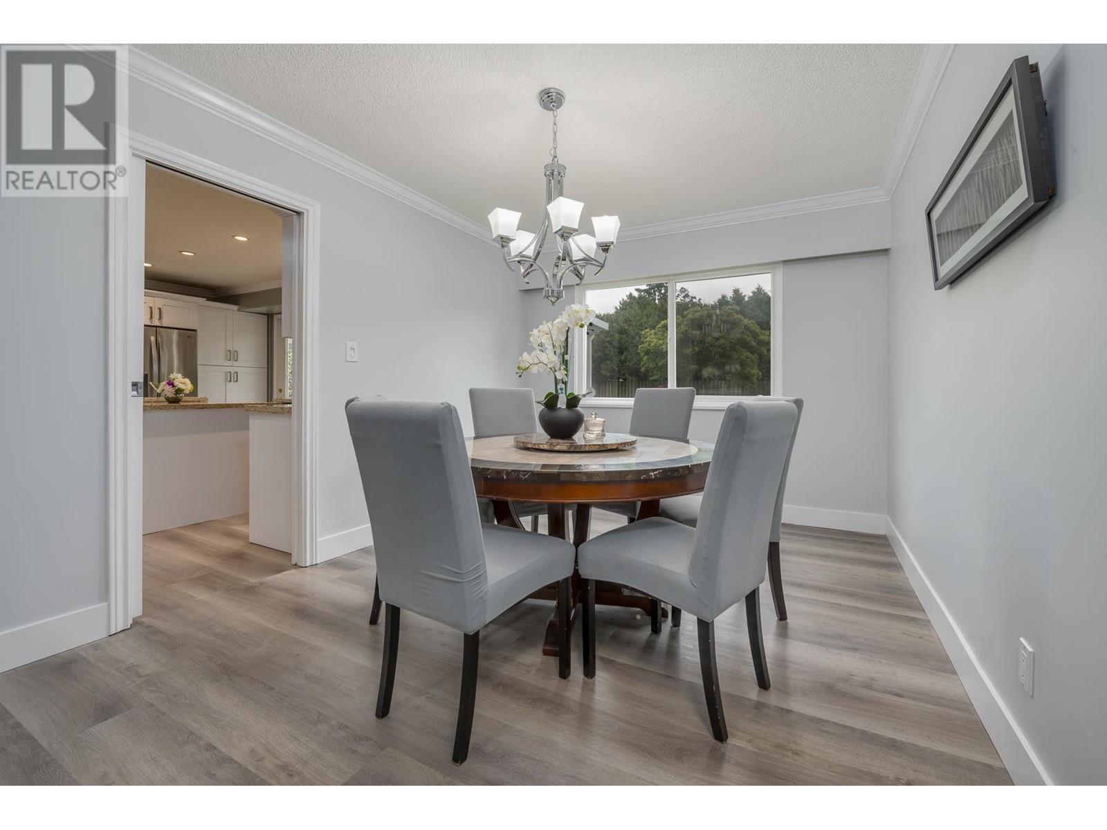 482 Shannon Way, Delta, British Columbia  V4M 2W5 - Photo 6 - R2936471