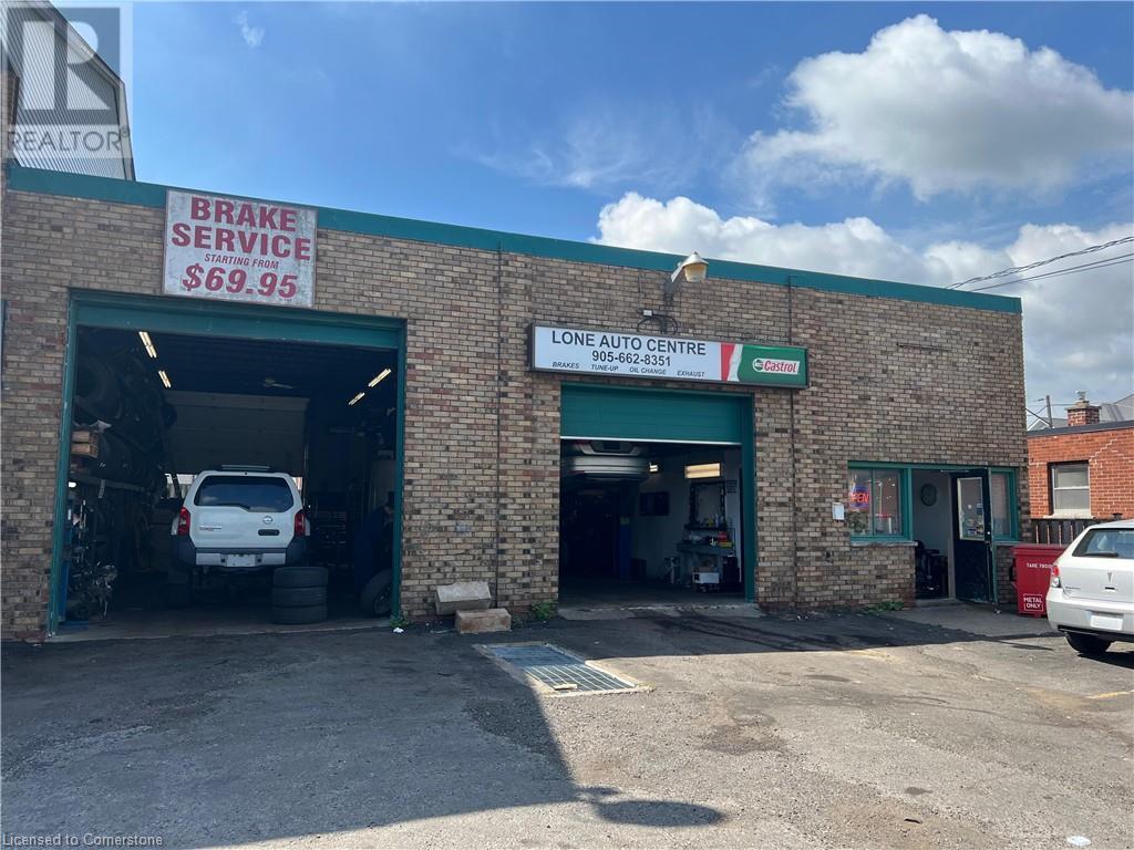 448 HIGHWAY 8, Stoney Creek, Ontario