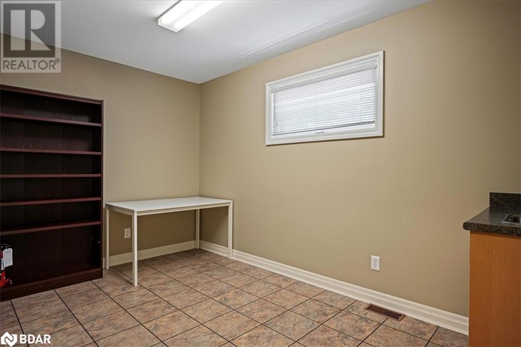 153 Colborne Street W, Orillia, Ontario  L3V 2Z4 - Photo 11 - 40661014