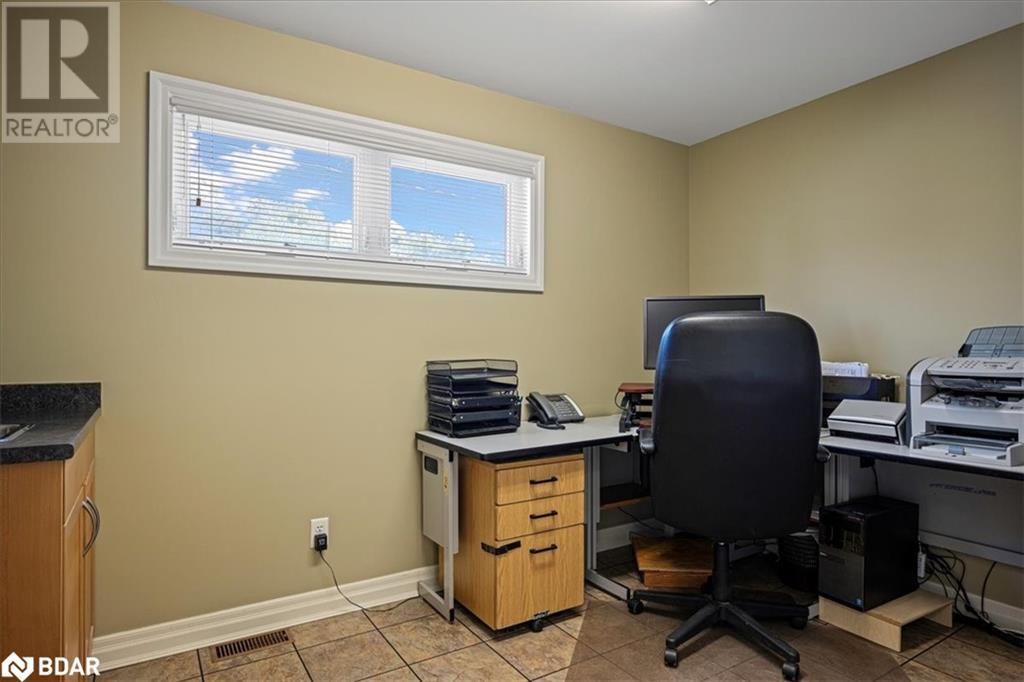 153 Colborne Street W, Orillia, Ontario  L3V 2Z4 - Photo 19 - 40661014