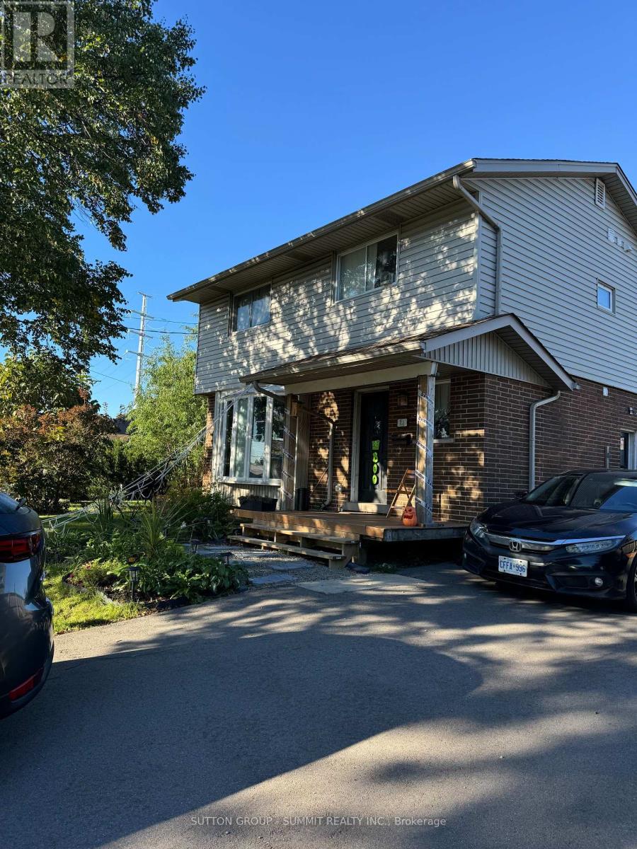 Lower - 14 Bishopsgate Avenue, Hamilton, Ontario  L8V 3K4 - Photo 1 - X9399779