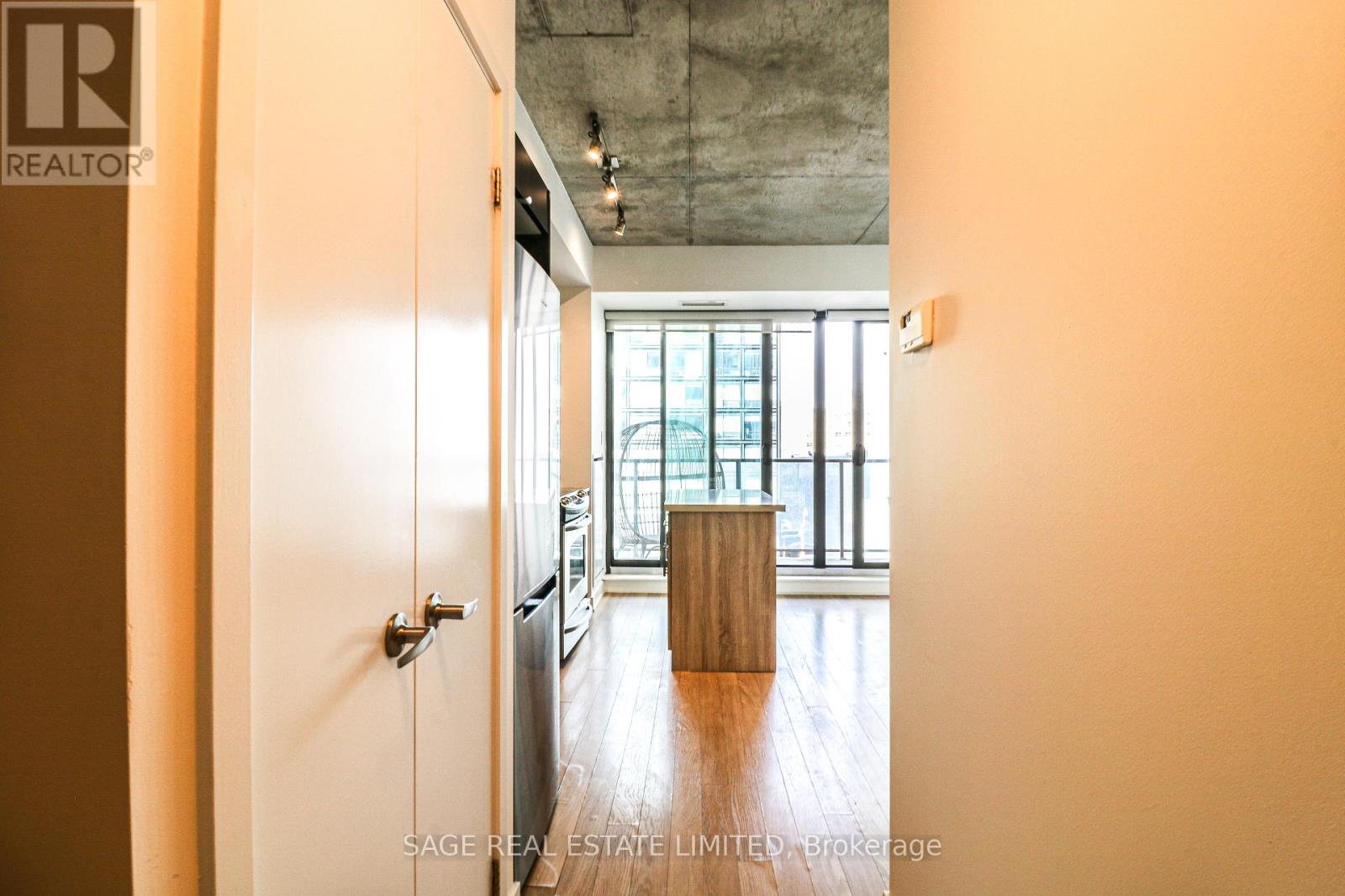 508 - 32 Camden Street, Toronto, Ontario  M5V 0G4 - Photo 2 - C9399786