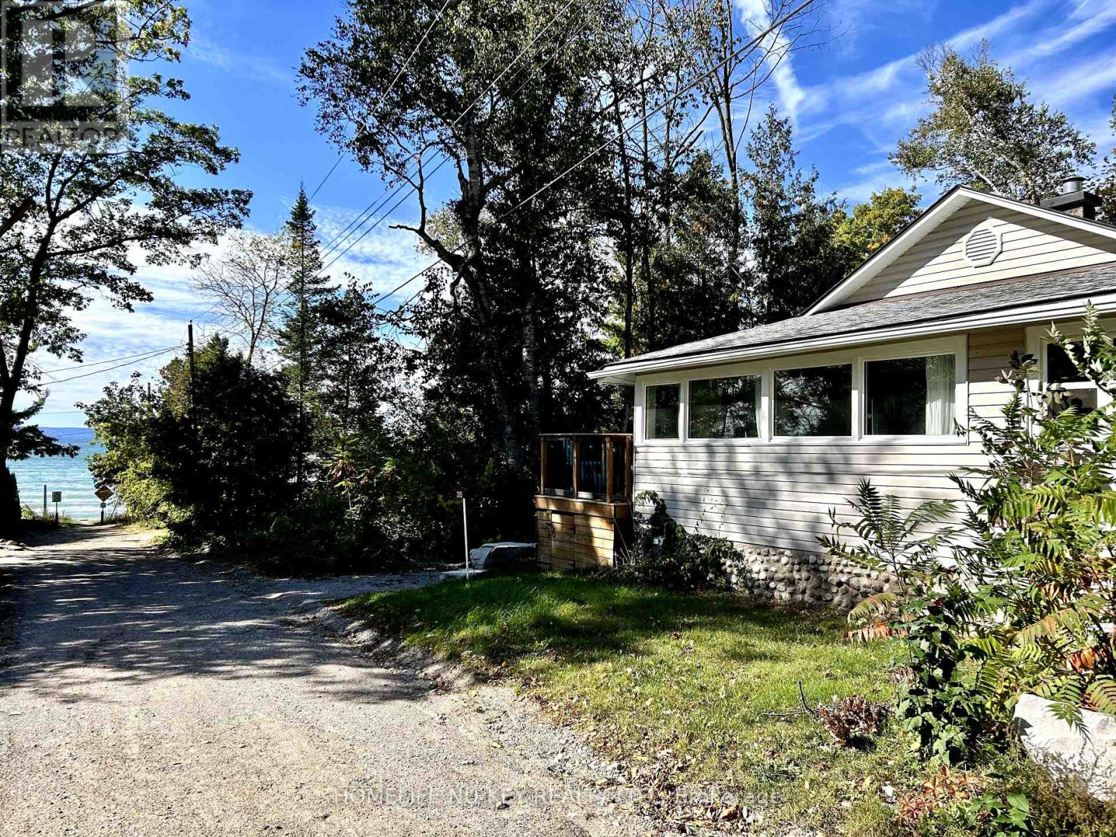 Property at 28 HASTINGS AVENUE image 3