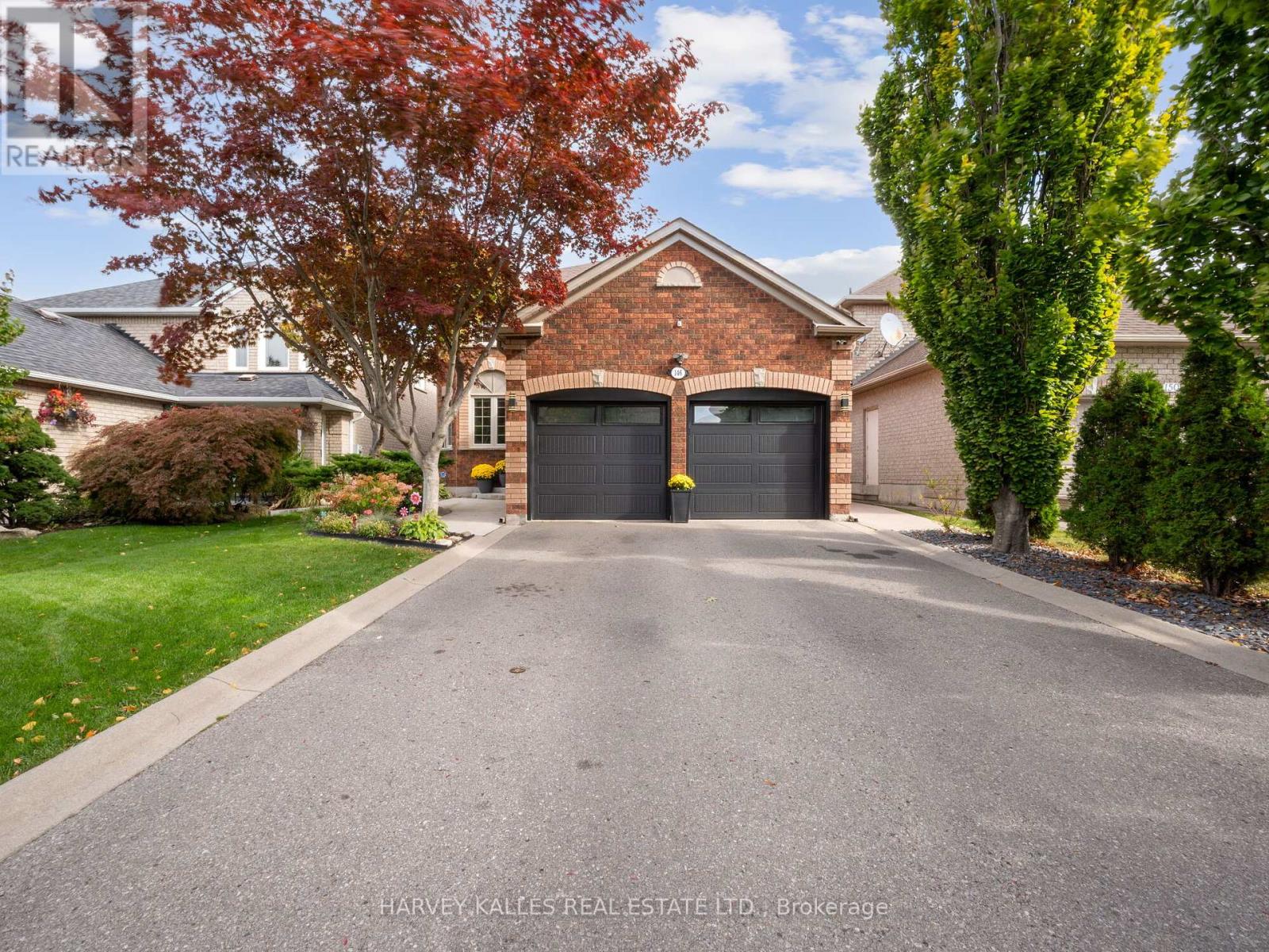 146 Veneto Drive, Vaughan (Vaughan Grove), Ontario  L4L 8X6 - Photo 2 - N9400132