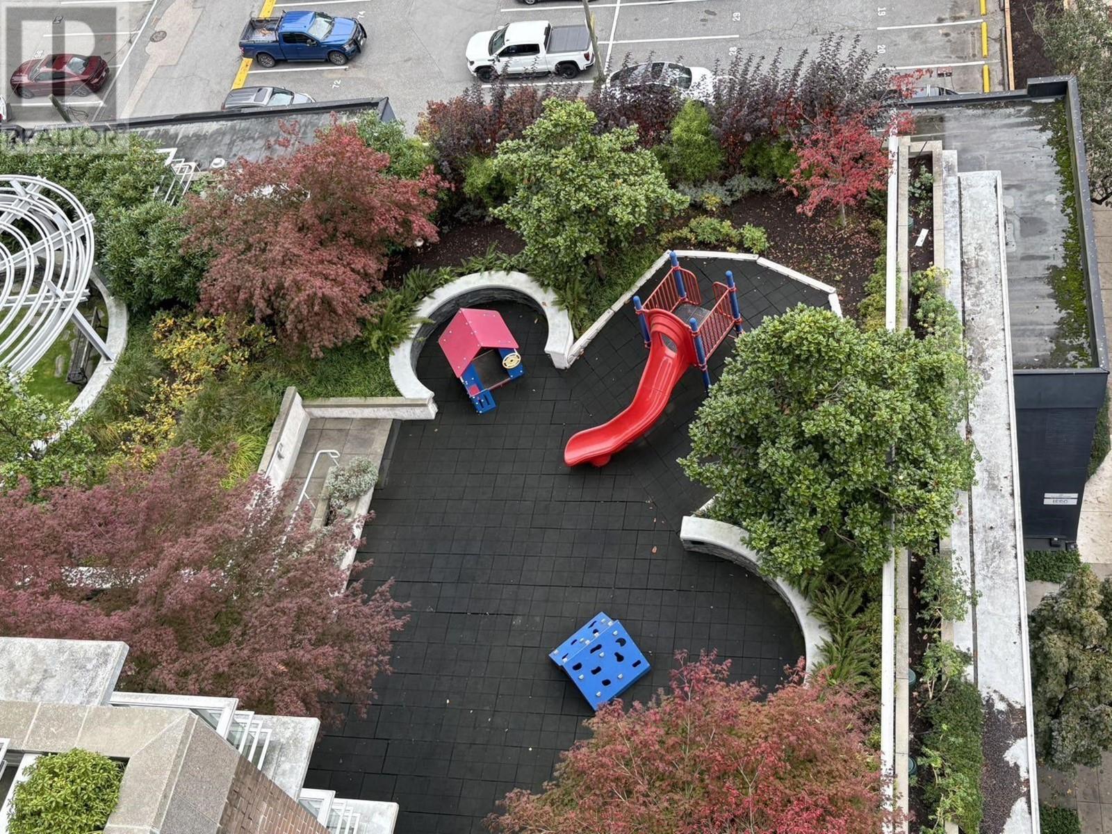 Listing Picture 19 of 21 : 1203 535 SMITHE STREET, Vancouver / 溫哥華 - 魯藝地產 Yvonne Lu Group - MLS Medallion Club Member