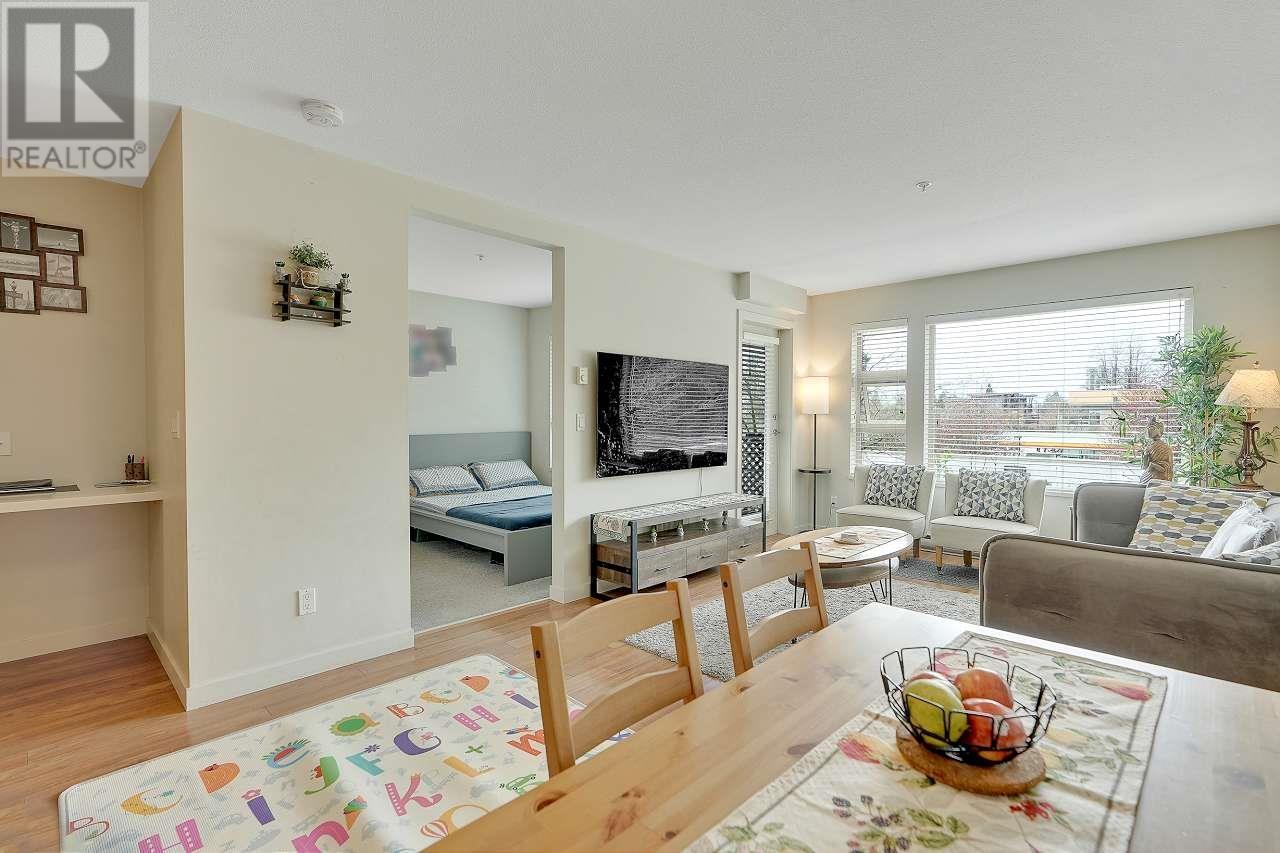306 1677 Lloyd Avenue, North Vancouver, British Columbia V7P 0B1 - Photo 3 - R2936502