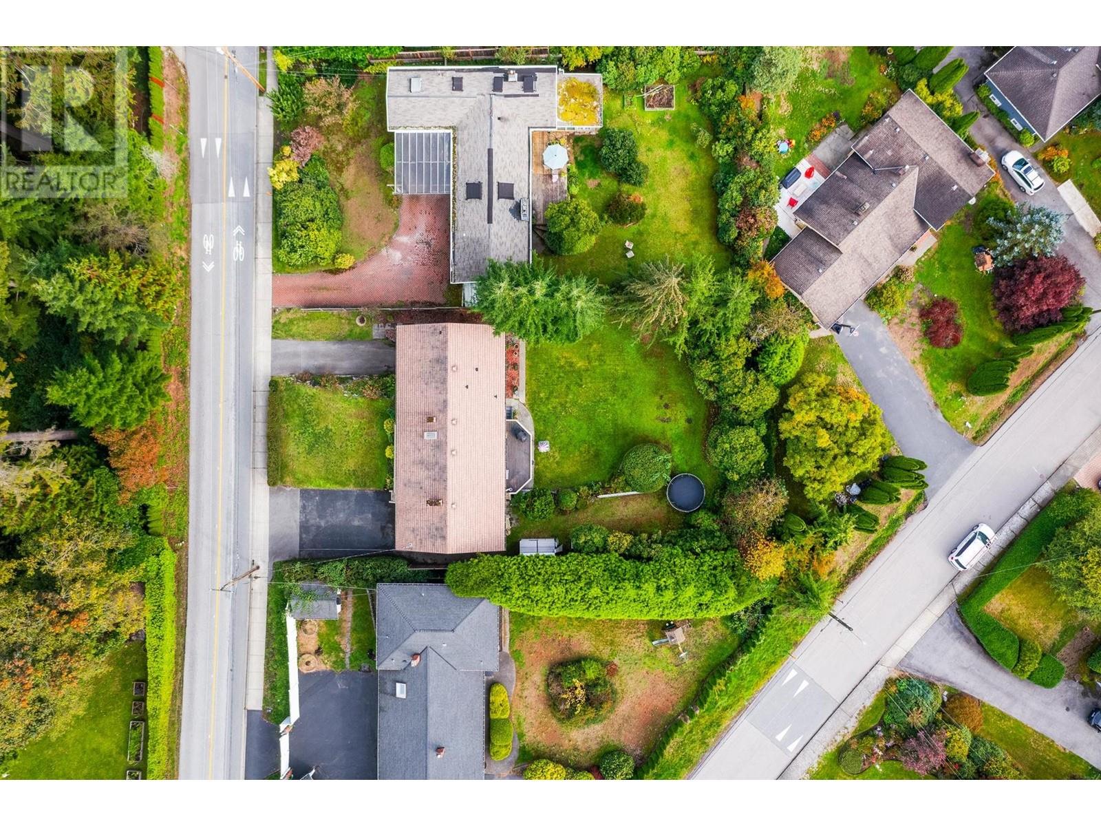 660 Inglewood Avenue, West Vancouver, British Columbia V7T 1X3 - Photo 14 - R2936548
