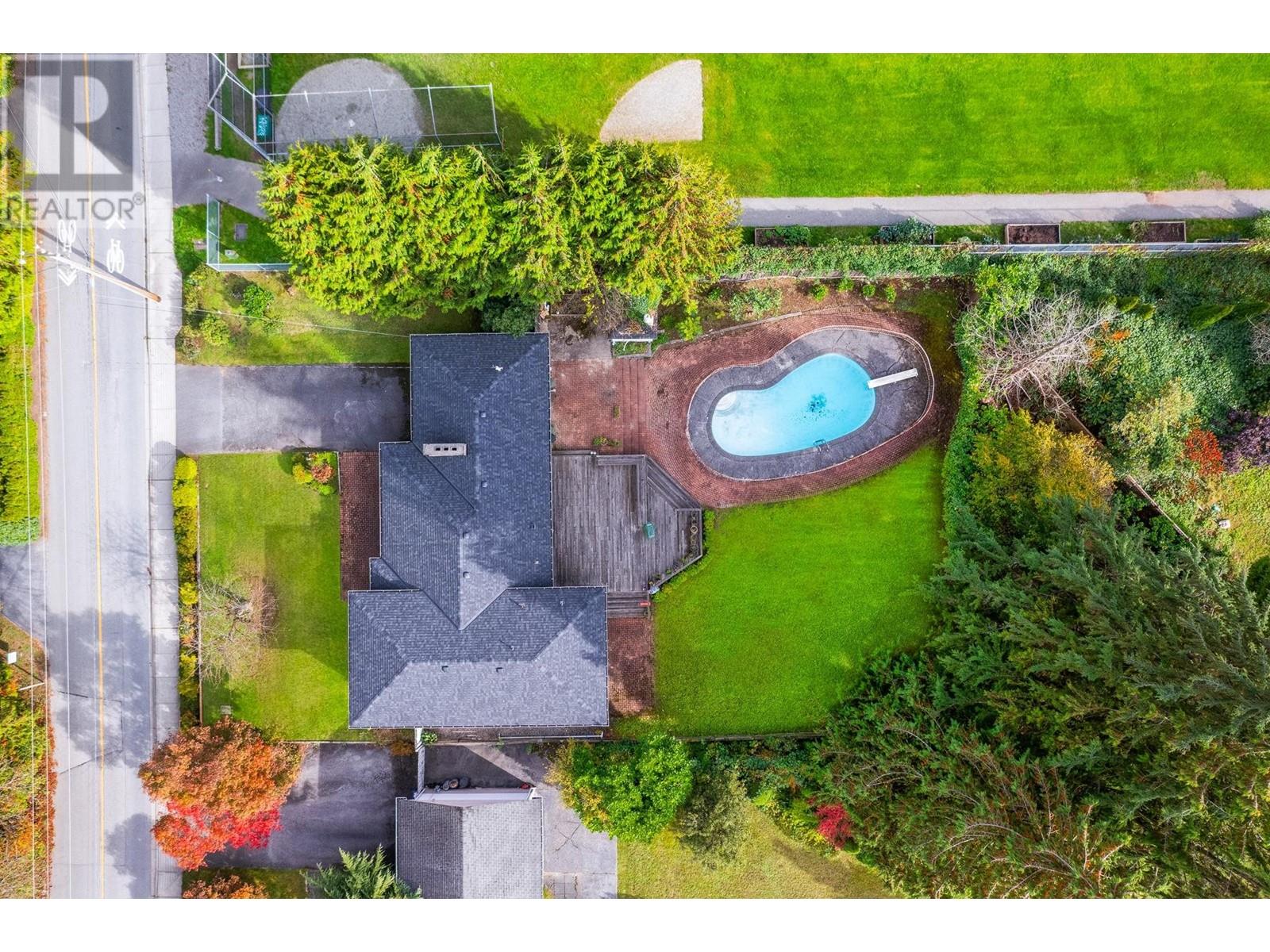 660 Inglewood Avenue, West Vancouver, British Columbia V7T 1X3 - Photo 18 - R2936548