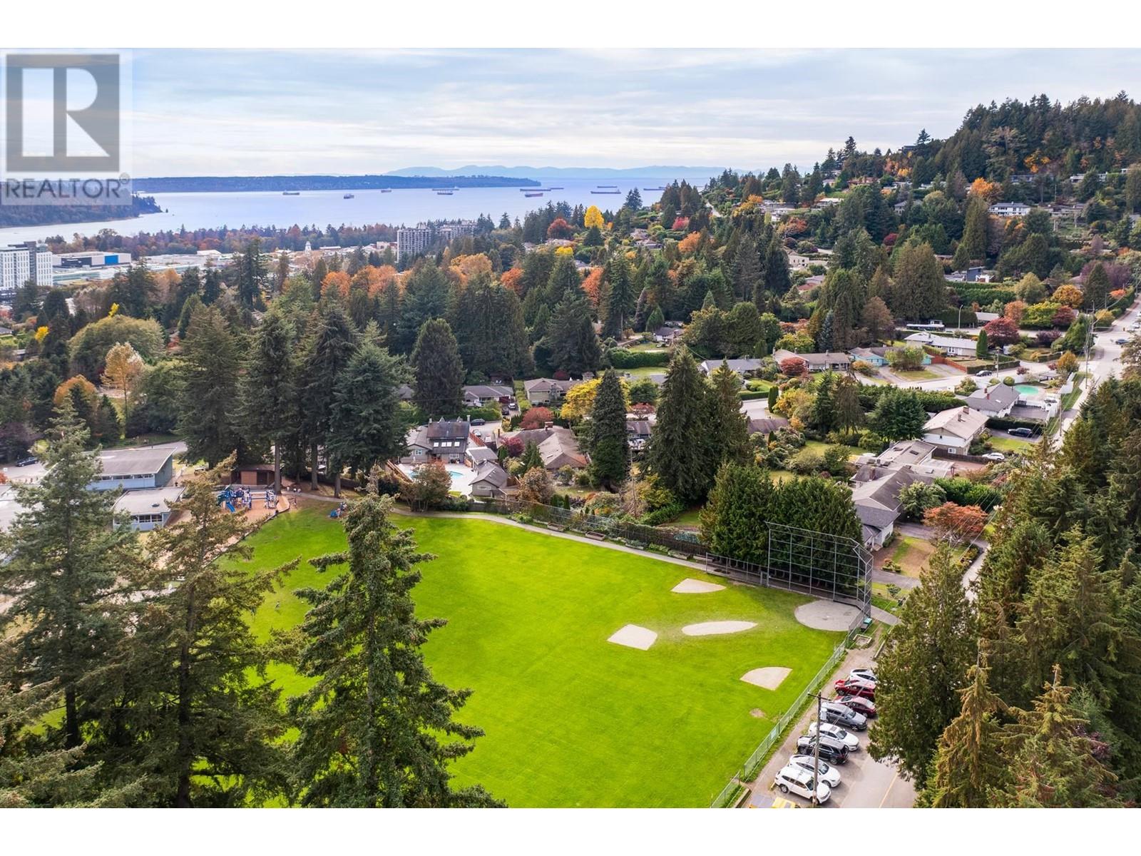 660 Inglewood Avenue, West Vancouver, British Columbia V7T 1X3 - Photo 21 - R2936548