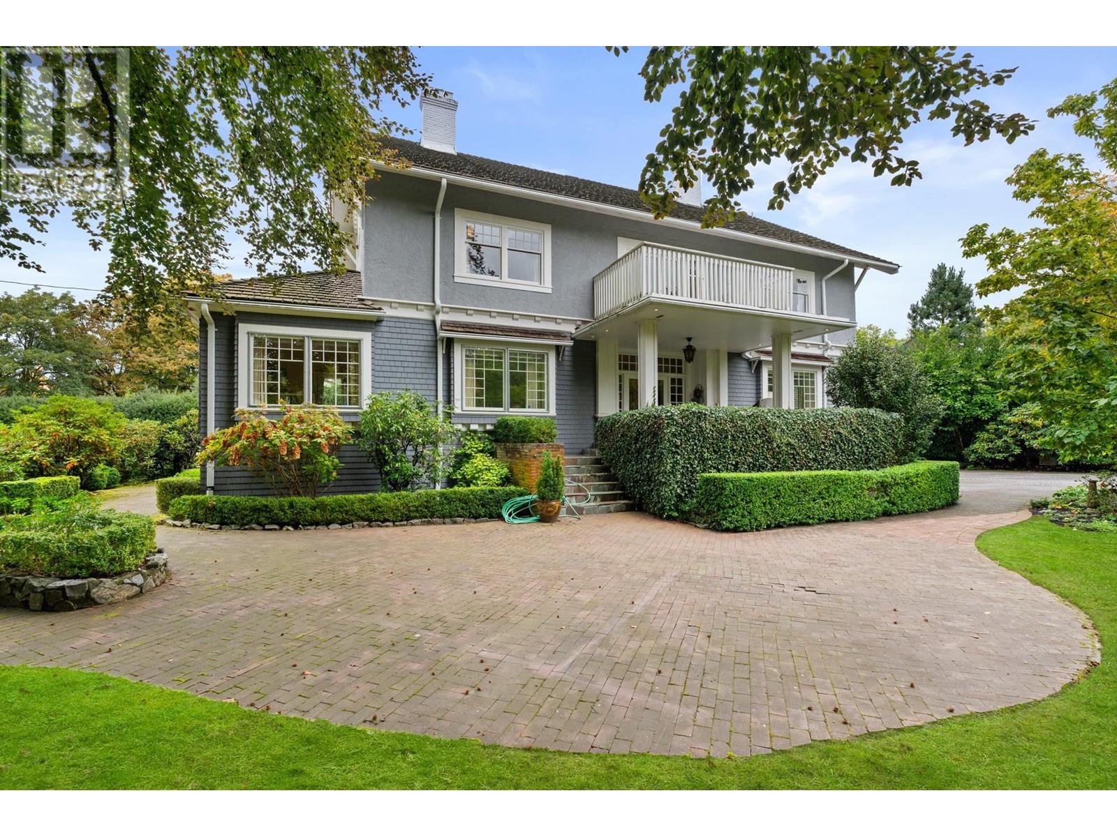 Listing Picture 2 of 40 : 1837 MATTHEWS AVENUE, Vancouver / 溫哥華 - 魯藝地產 Yvonne Lu Group - MLS Medallion Club Member