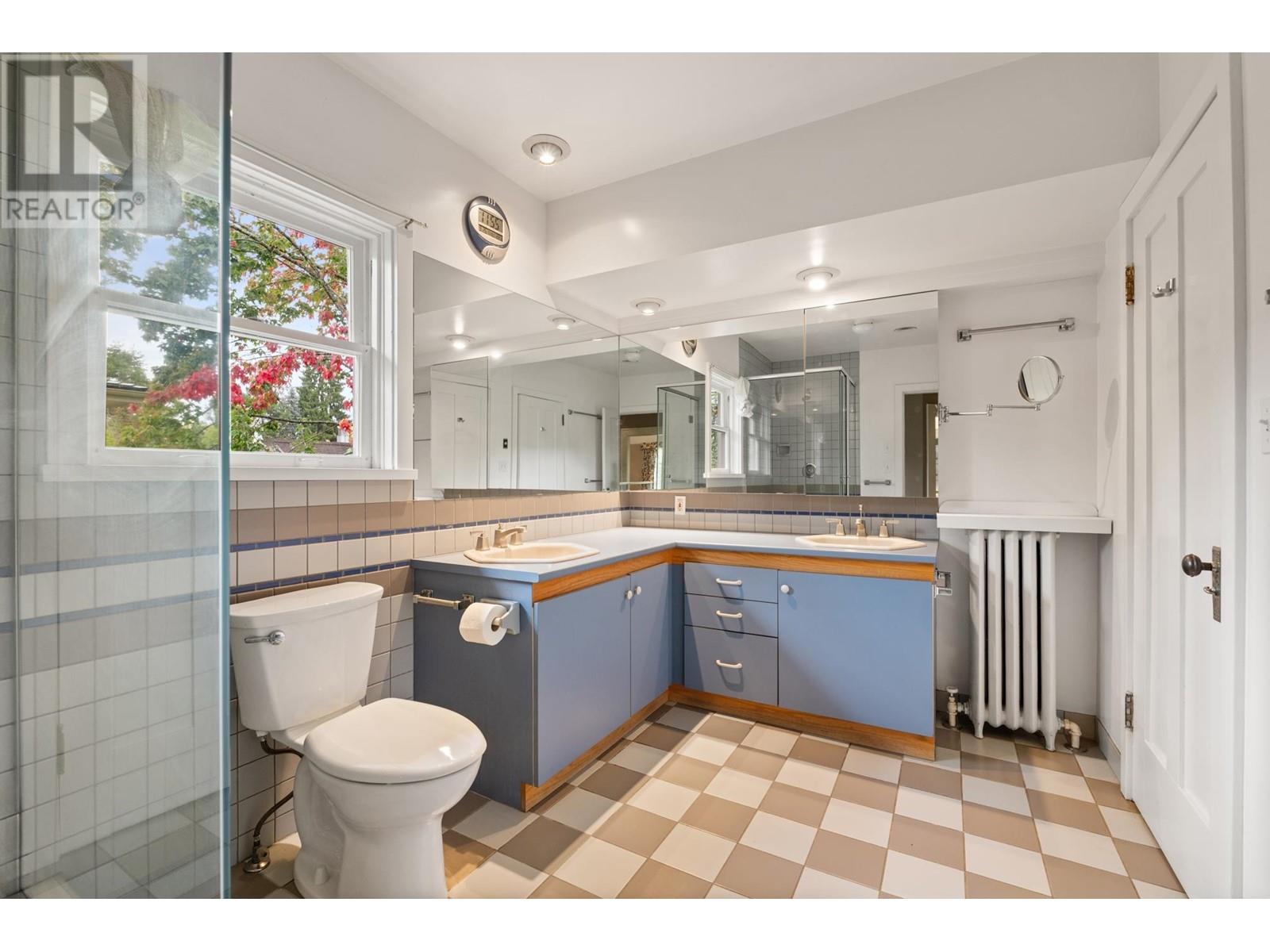 Listing Picture 22 of 40 : 1837 MATTHEWS AVENUE, Vancouver / 溫哥華 - 魯藝地產 Yvonne Lu Group - MLS Medallion Club Member