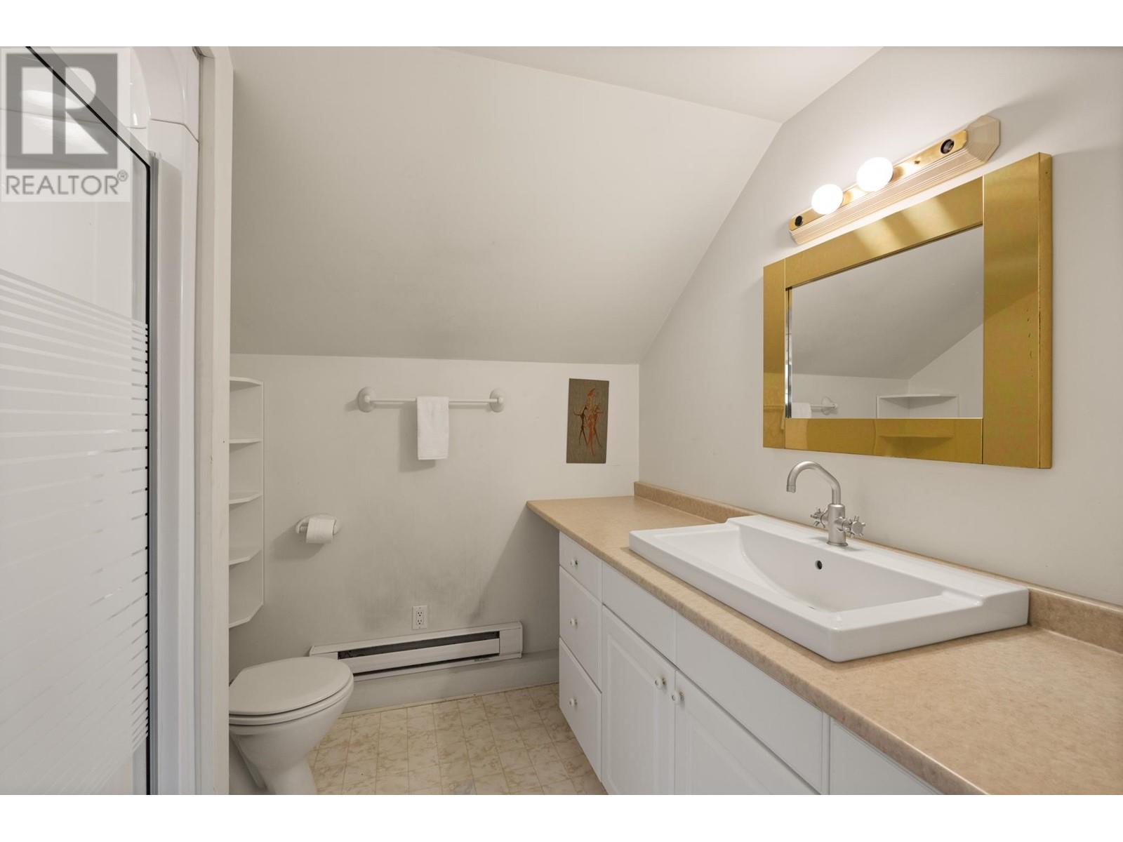 Listing Picture 28 of 40 : 1837 MATTHEWS AVENUE, Vancouver / 溫哥華 - 魯藝地產 Yvonne Lu Group - MLS Medallion Club Member