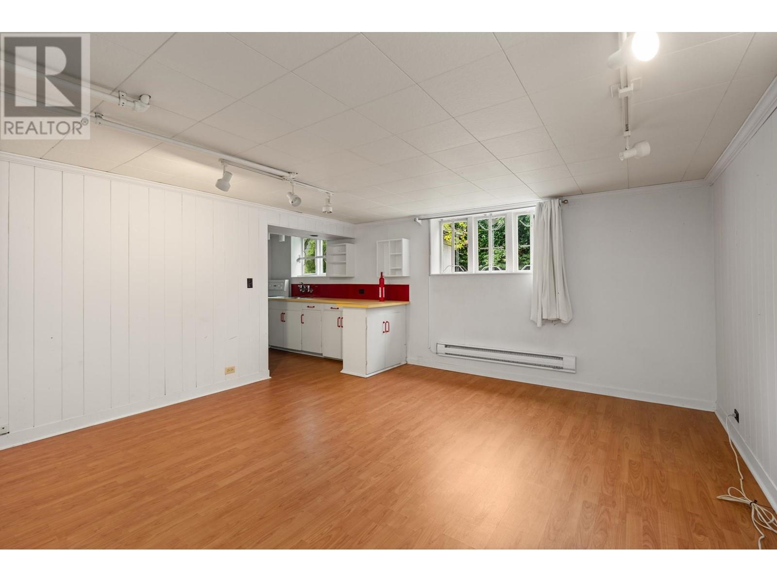 Listing Picture 29 of 40 : 1837 MATTHEWS AVENUE, Vancouver / 溫哥華 - 魯藝地產 Yvonne Lu Group - MLS Medallion Club Member