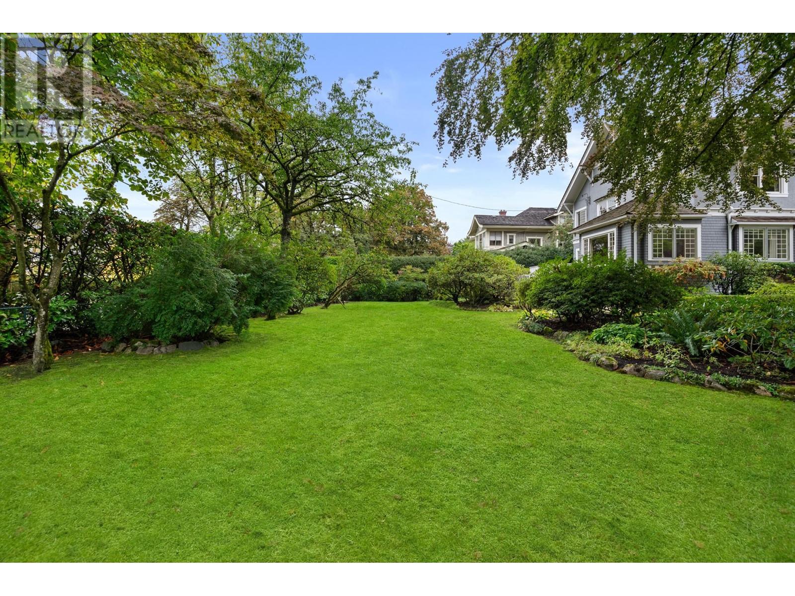 Listing Picture 36 of 40 : 1837 MATTHEWS AVENUE, Vancouver / 溫哥華 - 魯藝地產 Yvonne Lu Group - MLS Medallion Club Member