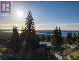 1145 MILLSTREAM ROAD, West Vancouver, British Columbia