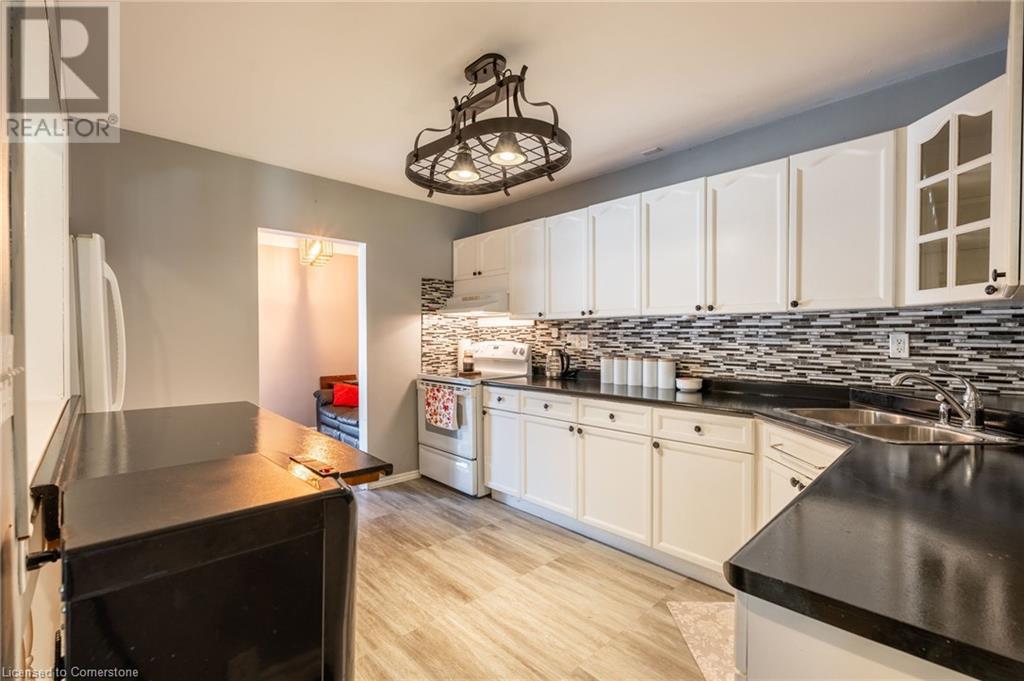 6388 Doreen Drive, Niagara Falls, Ontario  L2E 5K2 - Photo 12 - 40660564