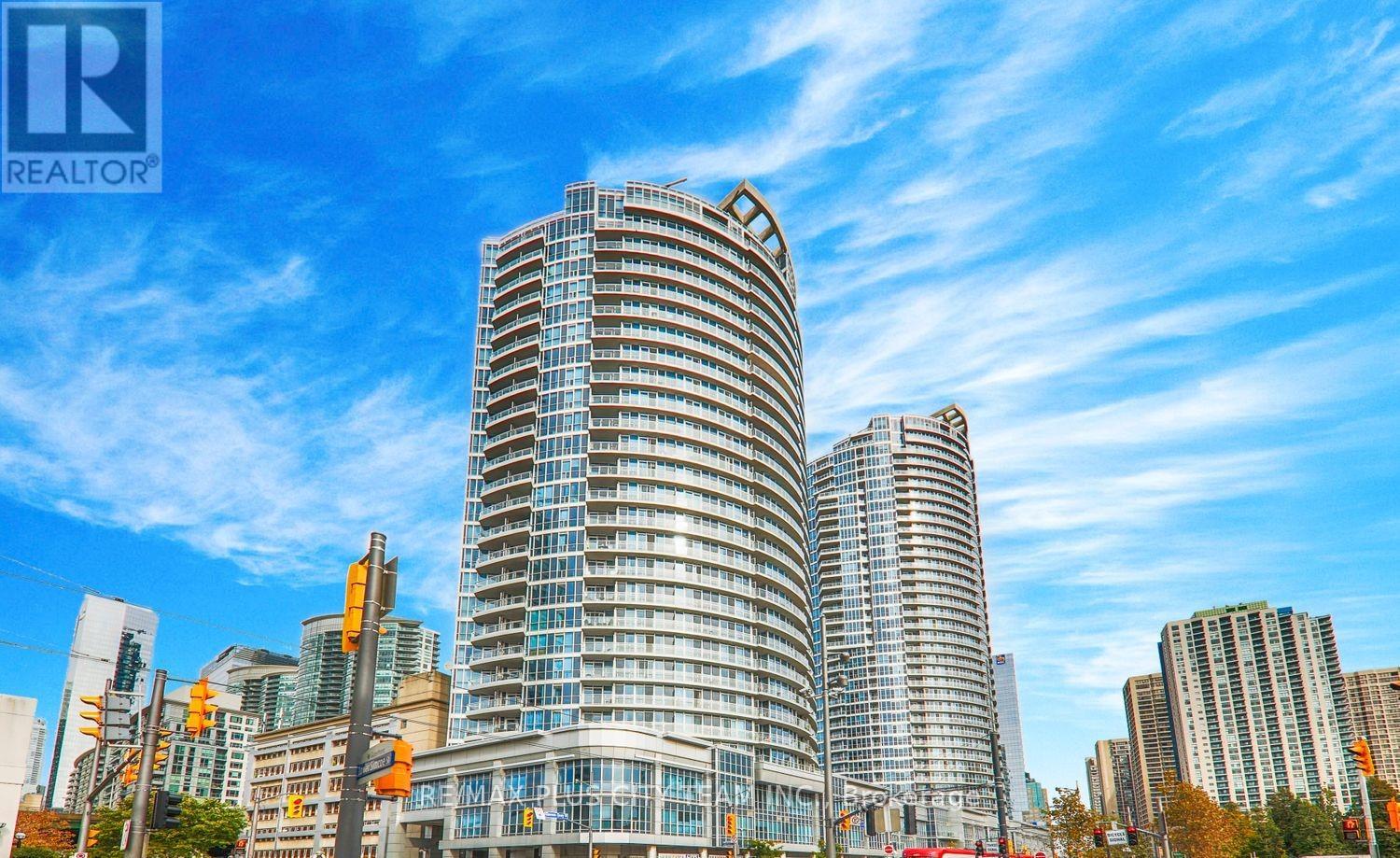 403 - 218 QUEENS QUAY W, Toronto, Ontario