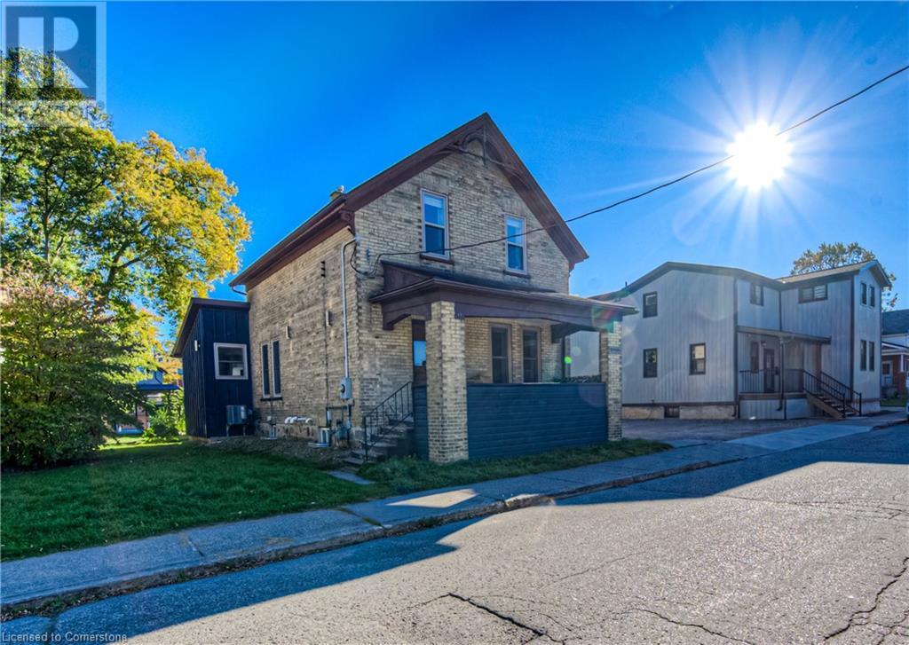 45 Princess Street E, Waterloo, Ontario  N2J 2H6 - Photo 3 - 40658964