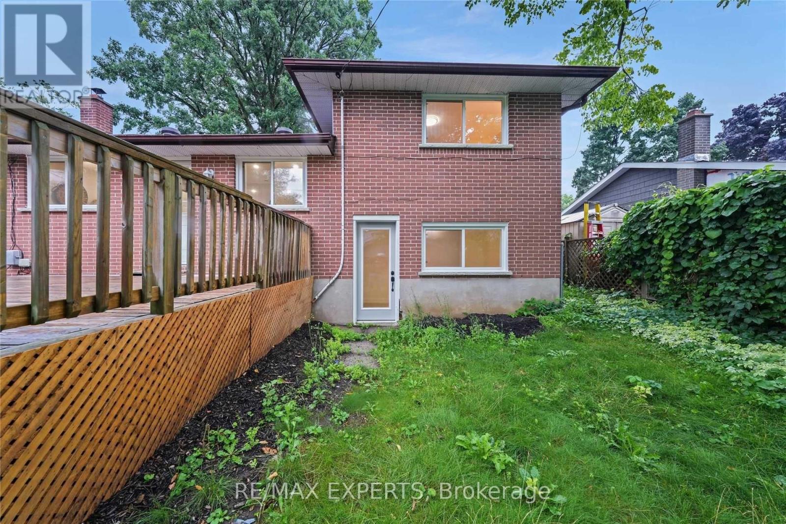 Lower - 209 Steel Street, Barrie (Codrington), Ontario  L4M 2G8 - Photo 2 - S9400553