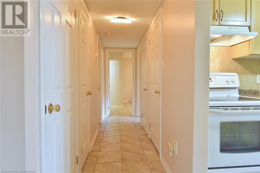 897 Stone Church Road E Unit# 4, Hamilton, Ontario  L8W 1B2 - Photo 17 - 40663964