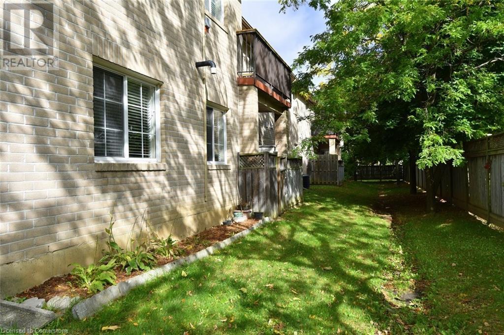 897 Stone Church Road E Unit# 4, Hamilton, Ontario  L8W 1B2 - Photo 2 - 40663964