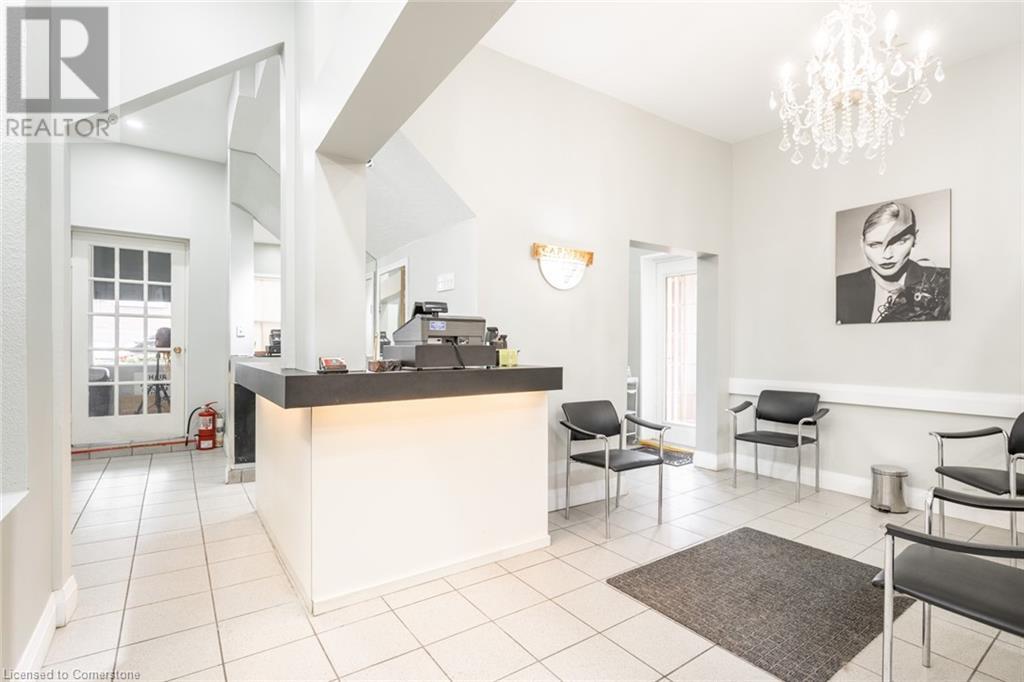 51 Augusta Street, Hamilton, Ontario  L8N 1P8 - Photo 9 - 40665517