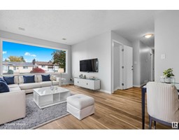 3813 25 AV NW, edmonton, Alberta