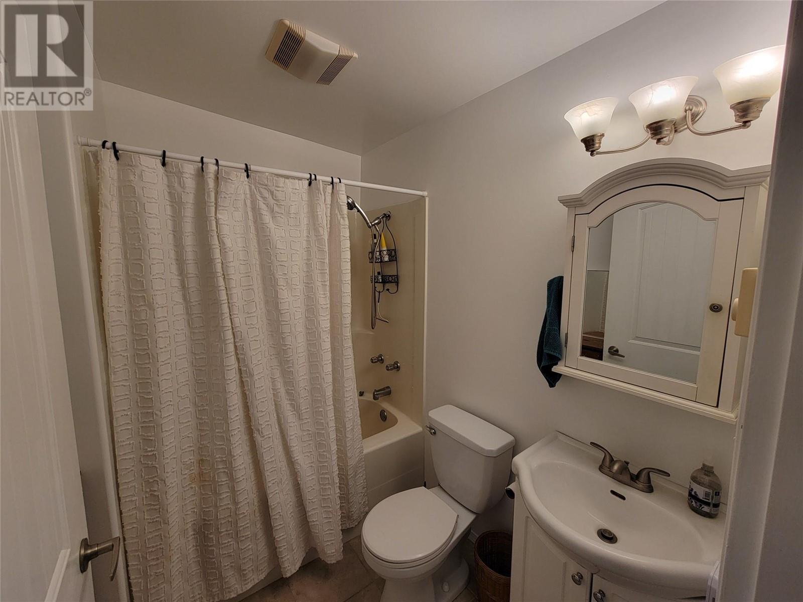 360 Vla Road, Cawston, British Columbia  V0X 1C1 - Photo 17 - 10326395
