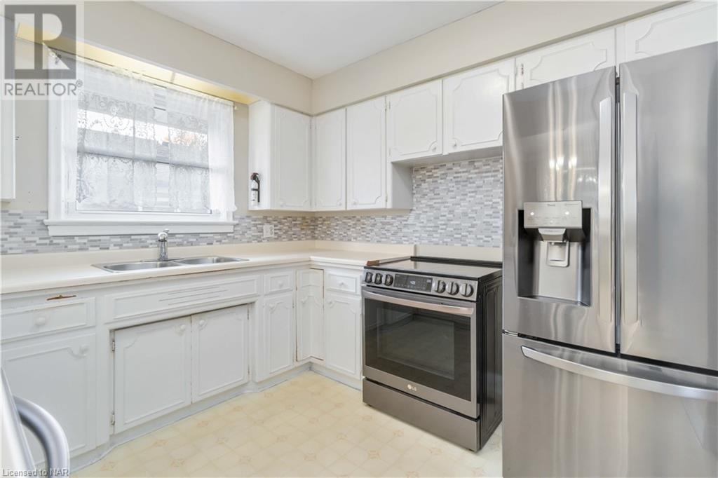 504 Bell Street, Port Colborne, Ontario  L3K 1K7 - Photo 9 - 40662616