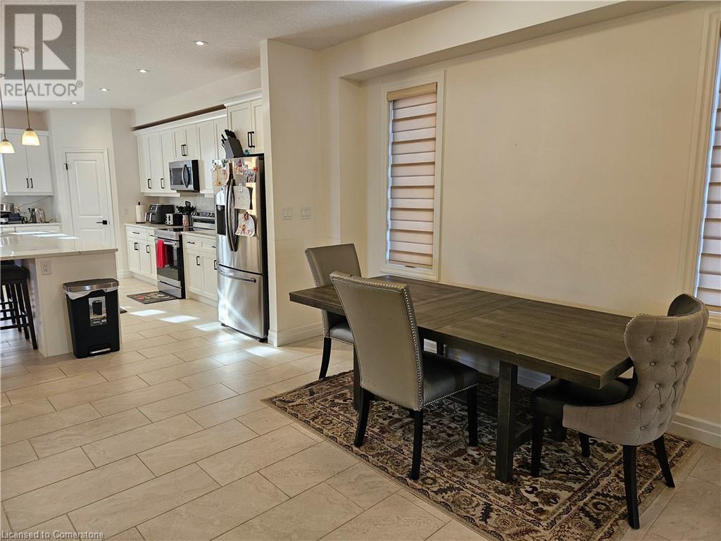 929 Dunnigan Court, Kitchener, Ontario  N2B 3J7 - Photo 6 - 40629343