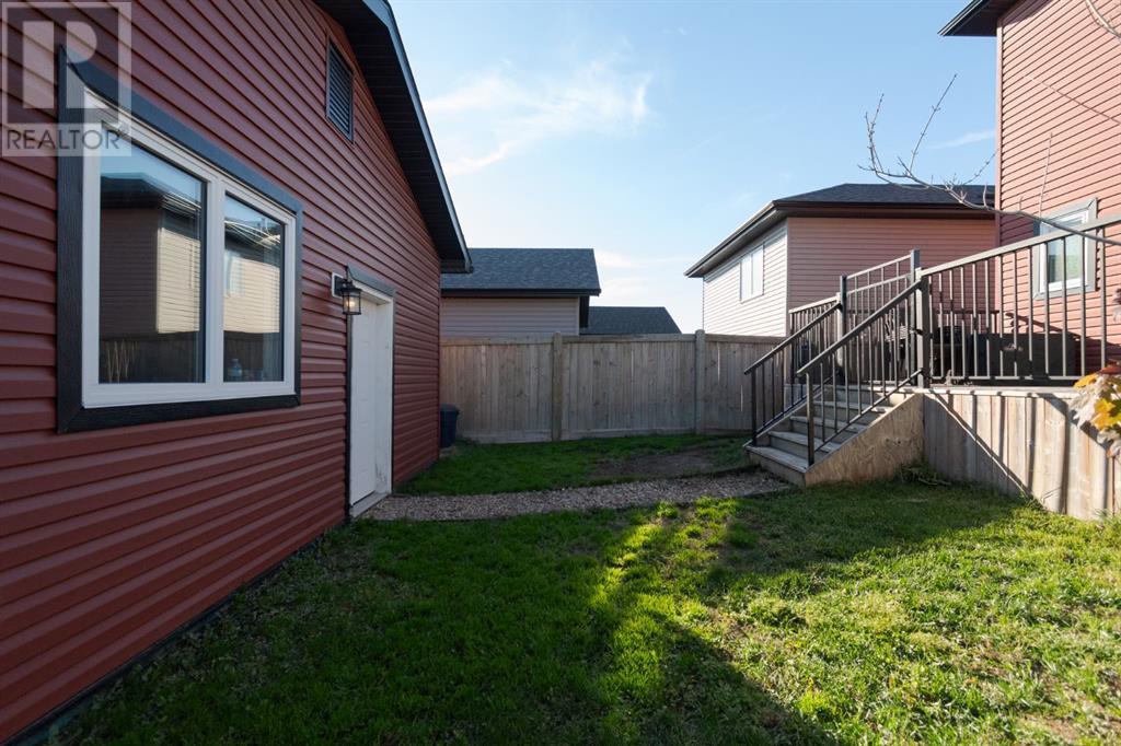 105 Roy Lane, Fort Mcmurray, Alberta  T9J 1L9 - Photo 42 - A2173176