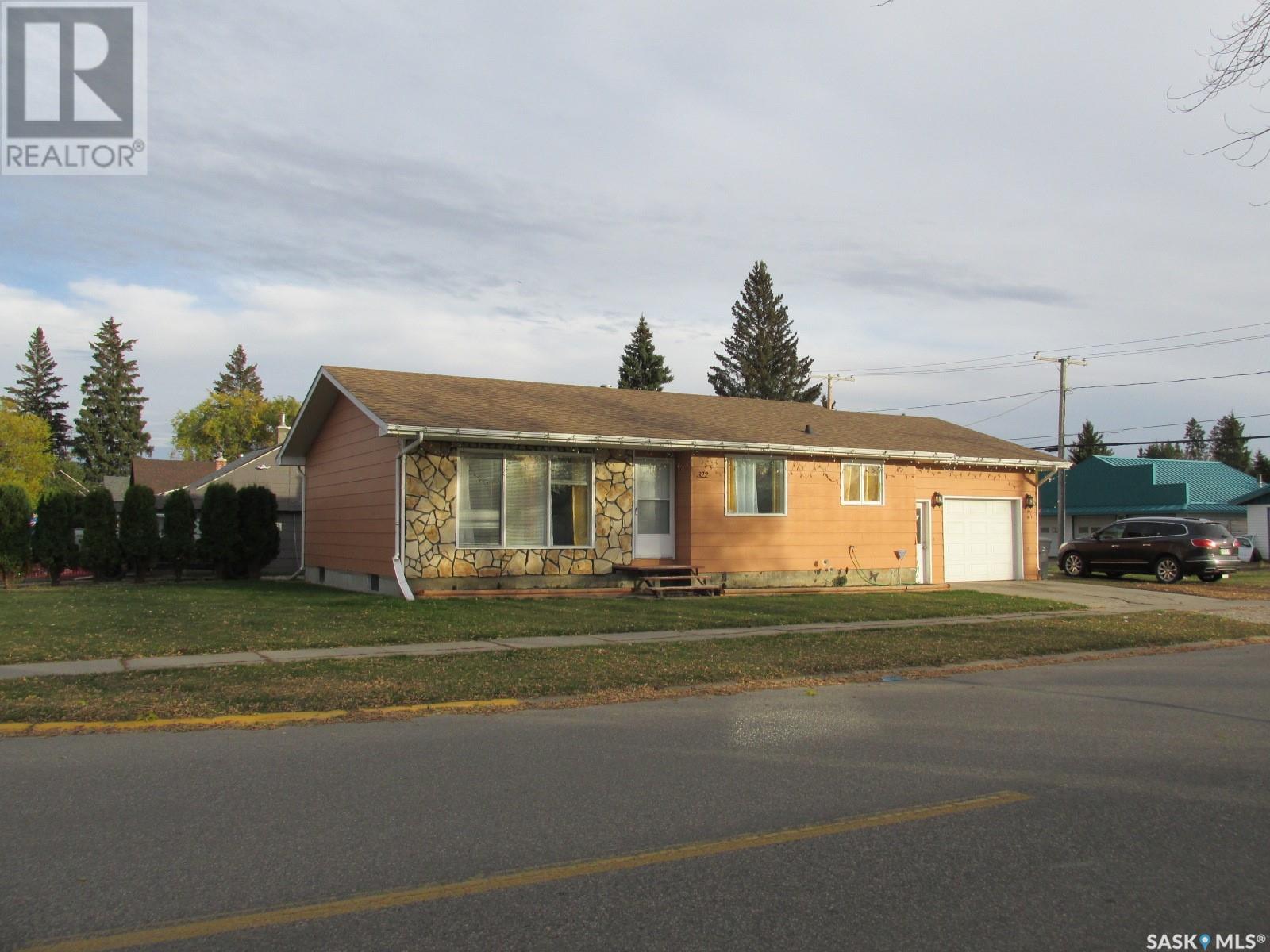 322 6th AVENUE W, nipawin, Saskatchewan