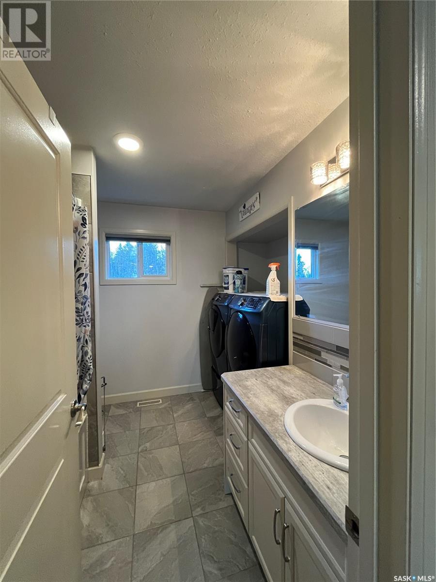 515 Forbes Street, Big River, Saskatchewan  S0J 0E0 - Photo 23 - SK986201