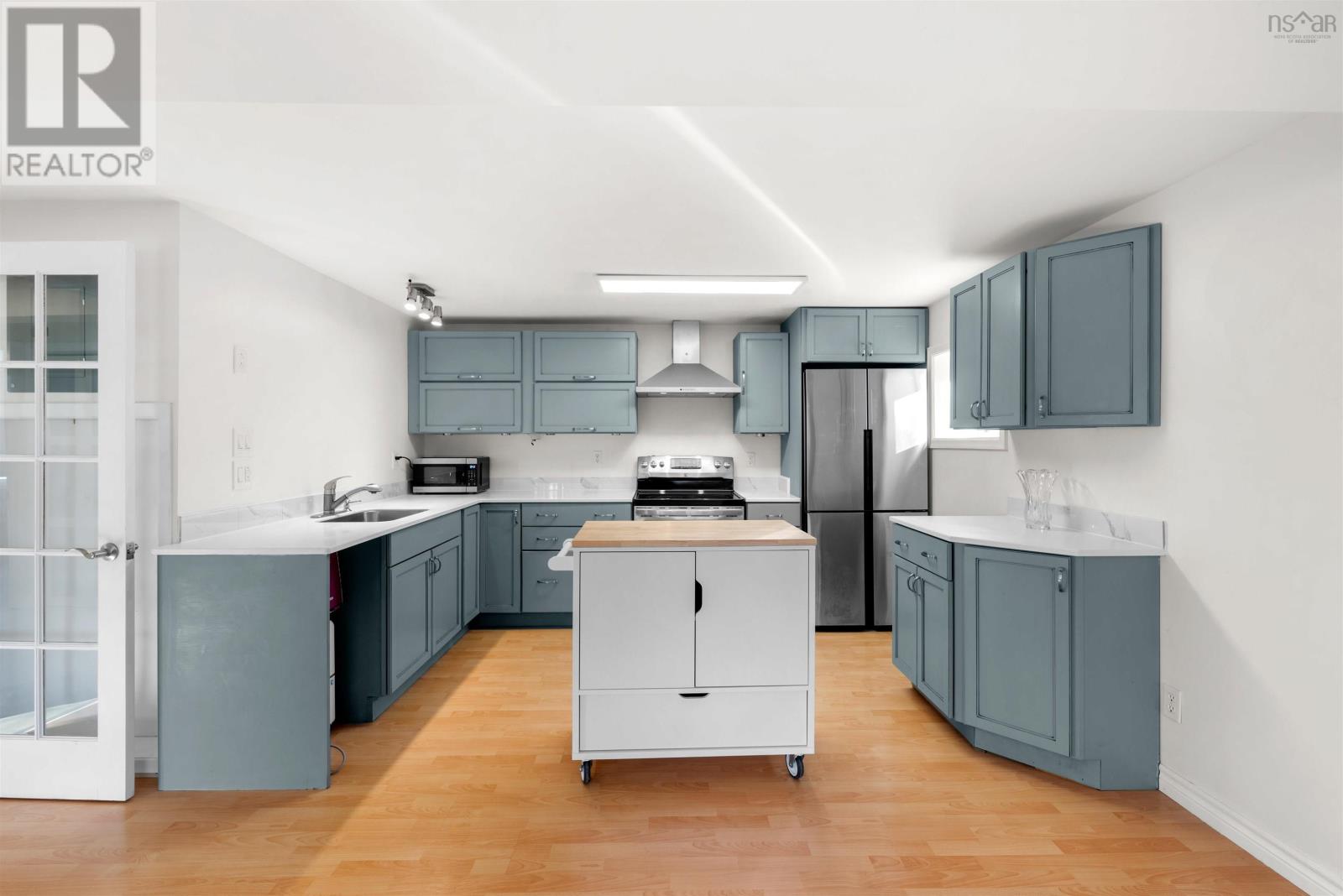 122 Lakeview Road, Lakeview, Nova Scotia  B4C 4C7 - Photo 25 - 202424858