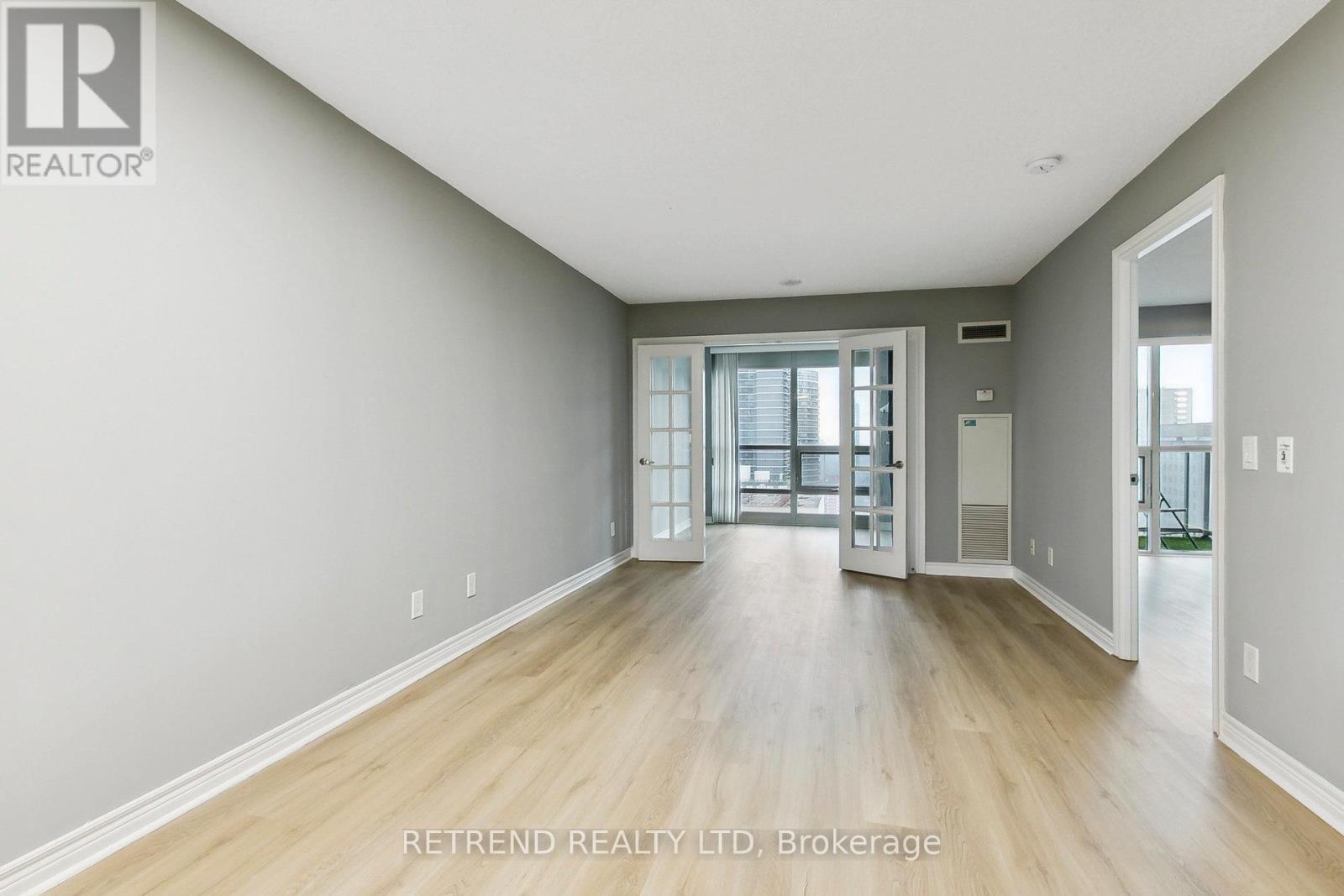 2404 - 763 Bay Street, Toronto, Ontario  M5G 2R3 - Photo 14 - C9415952