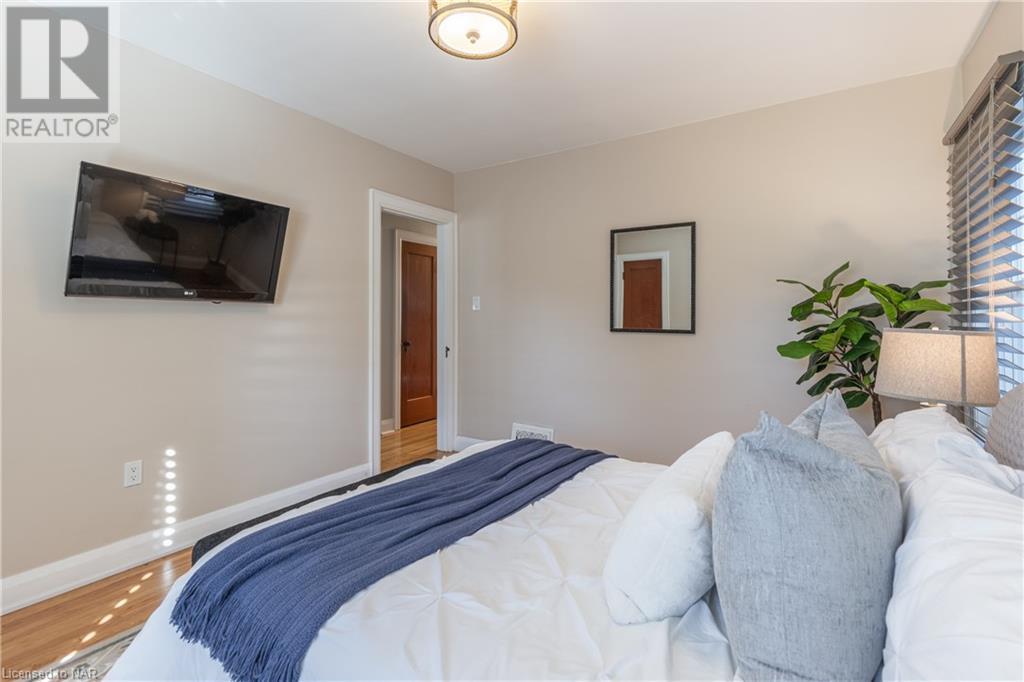 5 Huron Street, St. Catharines, Ontario  L2R 5V7 - Photo 16 - 40662390