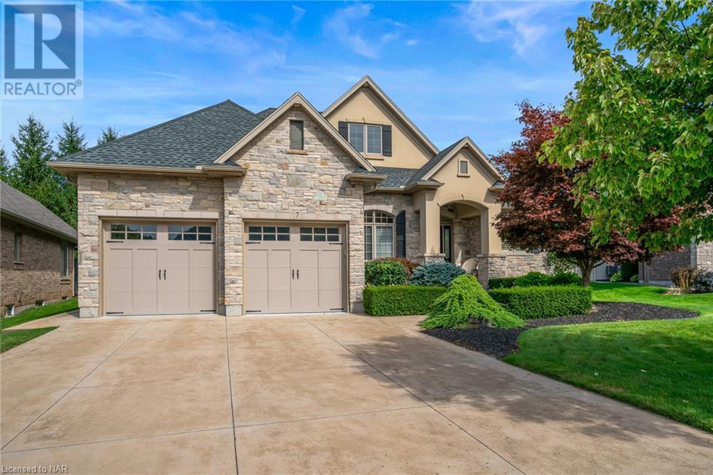 7 Brondi's Lane Lane, Fonthill, Ontario  L0S 1E5 - Photo 1 - 40653878