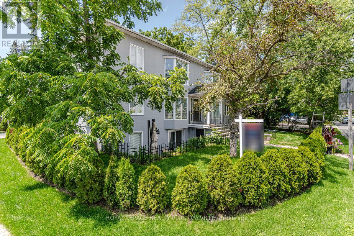 5 - 312 Reynolds Street, Oakville, Ontario  L6J 3L8 - Photo 2 - W9398489