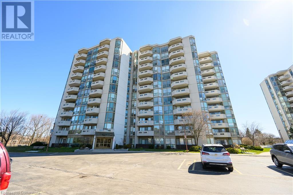5090 PINEDALE Avenue Unit 203, Burlington, Ontario One Percent